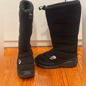 North Face Fleece High Rise Heatseeker Women’s Black Boot size 7